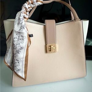 Kate Spade Beige Tote with Matching Wallet